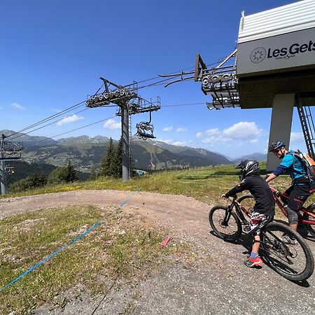 Chalet Aventure B&B Les Gets Bagian luar foto