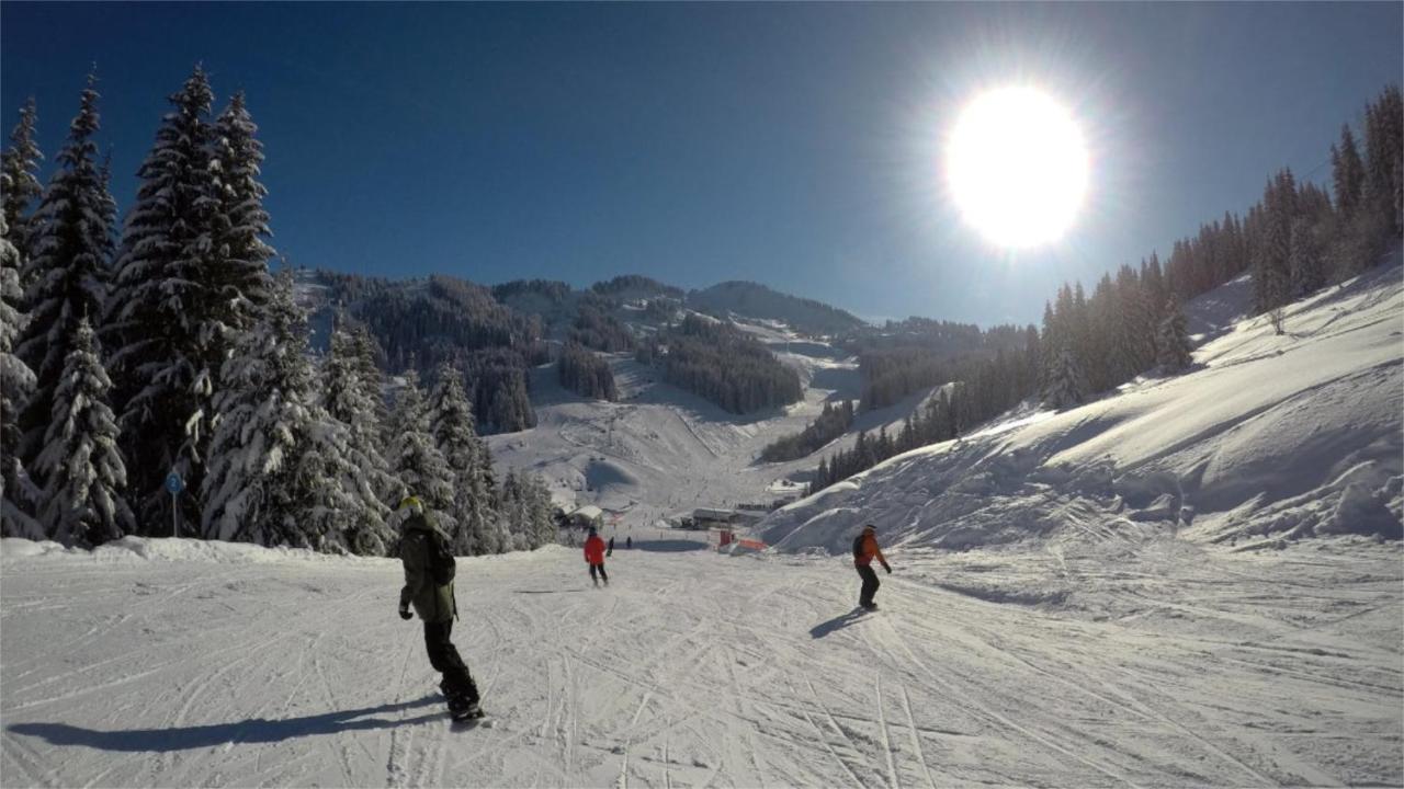 Chalet Aventure B&B Les Gets Bagian luar foto